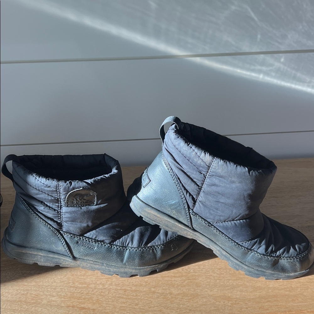 Sorel Puffer Boots - Picture 12 of 15